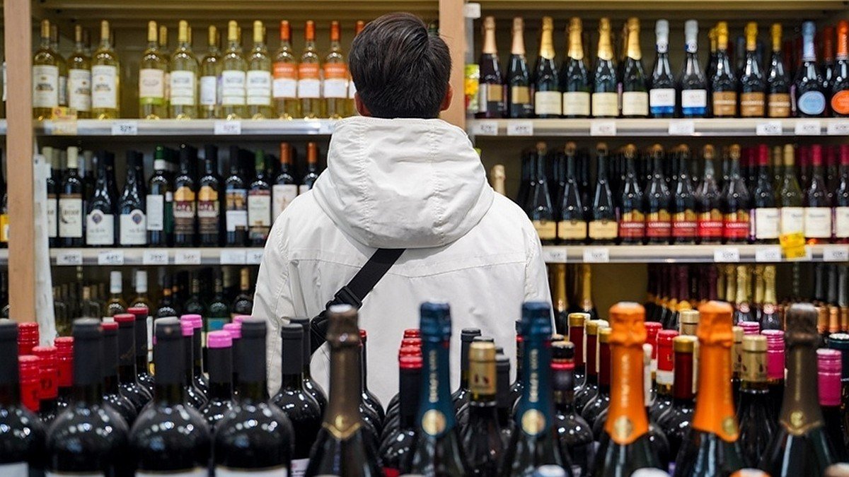 В Свердловской области предложили сократить продажу алкоголя и запретить её в три праздника