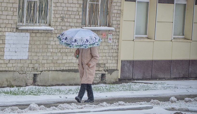 В Свердловскую область после аномального тепла возвращаются снег и ночные заморозки